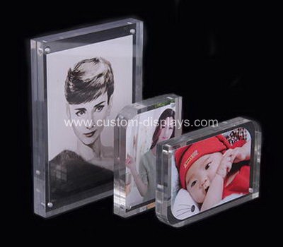 Acrylic magnetic photo frames