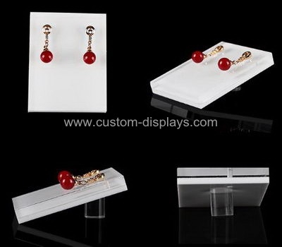 Custom jewelry display