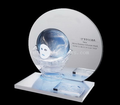 Facial mask display stand