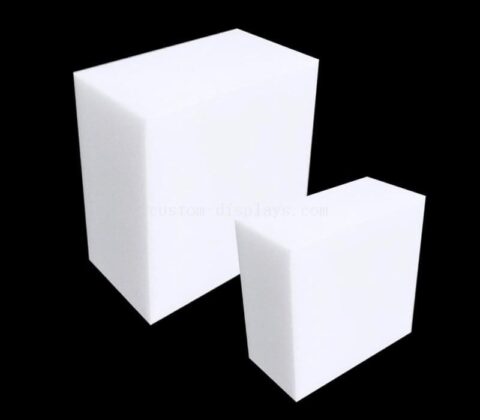 Bloc cube solide en acrylique blanc personnalisé