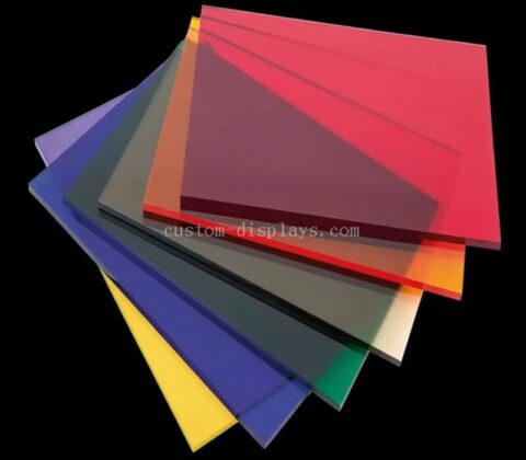 Individuell geschnittenes farbiges Acrylblech