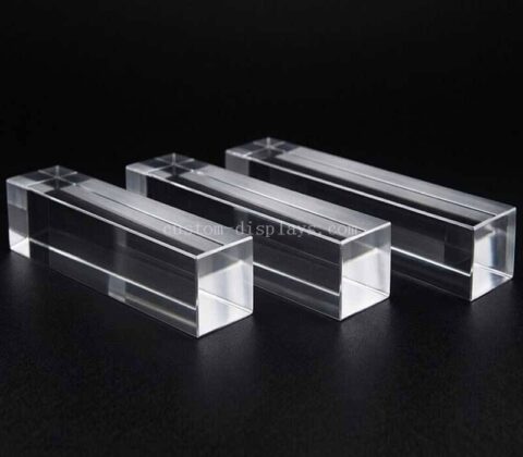 Vente d'usine : blocs rectangulaires en acrylique transparent massif
