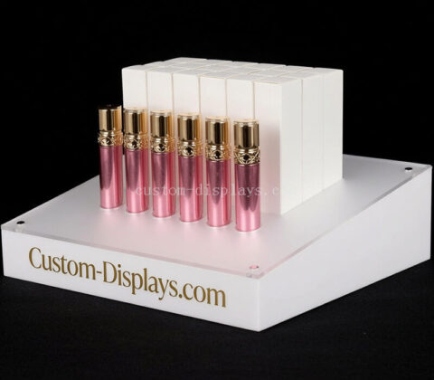 Maßgefertigtes, mehrstufiges Display aus weißem Acryl für Lipgloss für den Ladentisch
